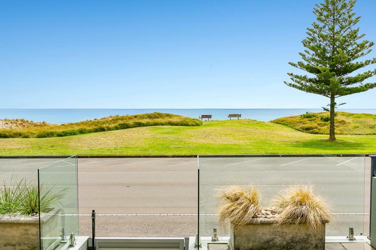 Beachfront Location Appartement Mount Maunganui Buitenkant foto