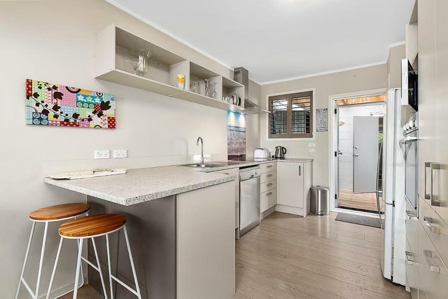 Beachfront Location Appartement Mount Maunganui Buitenkant foto
